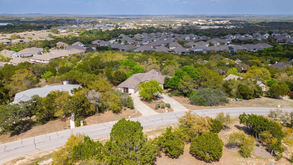 251 Goodnight TRL, Dripping Springs, TX 78620