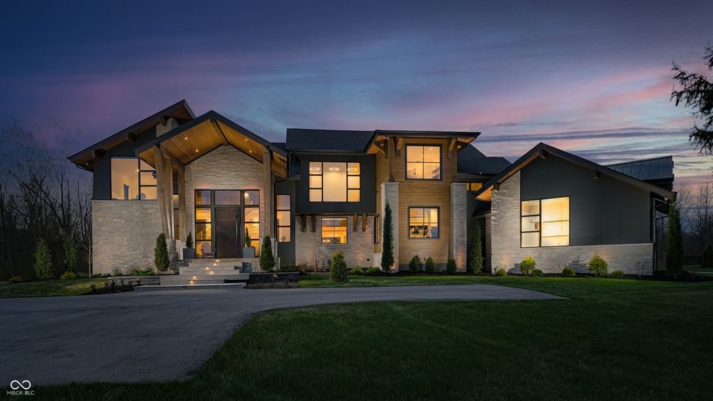 6870 Oldfields Lane, Zionsville, IN 46077