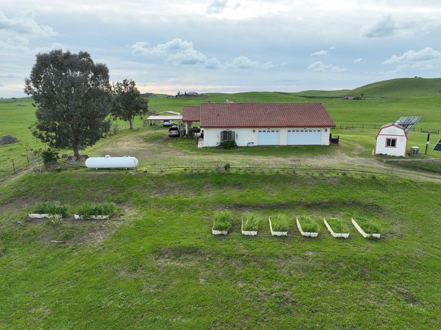 34700 Willow Drive, Raymond, CA 93653