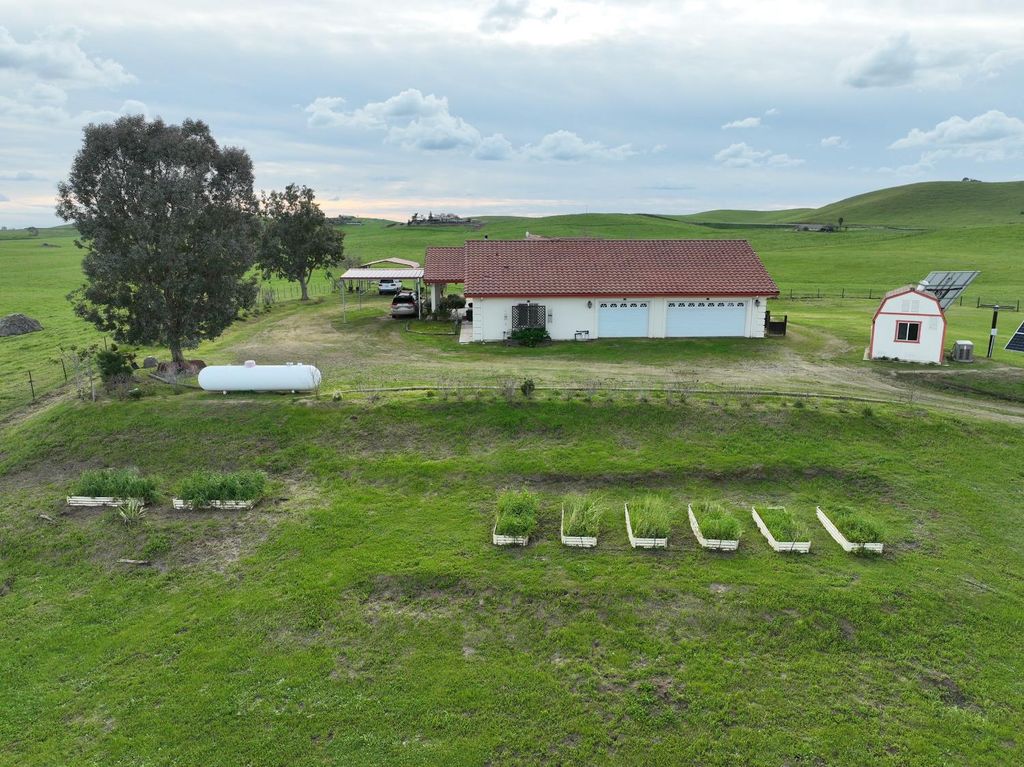 Image 47 of property listing at 34700 Willow Drive, Raymond, CA 93653