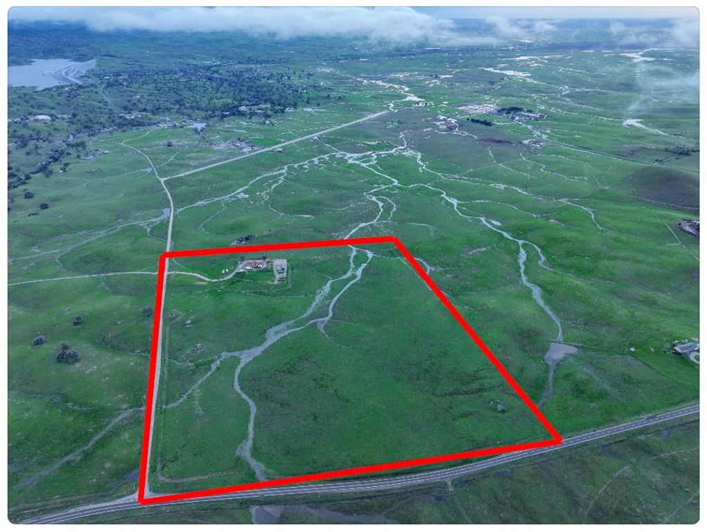 Image 50 of property listing at 34700 Willow Drive, Raymond, CA 93653