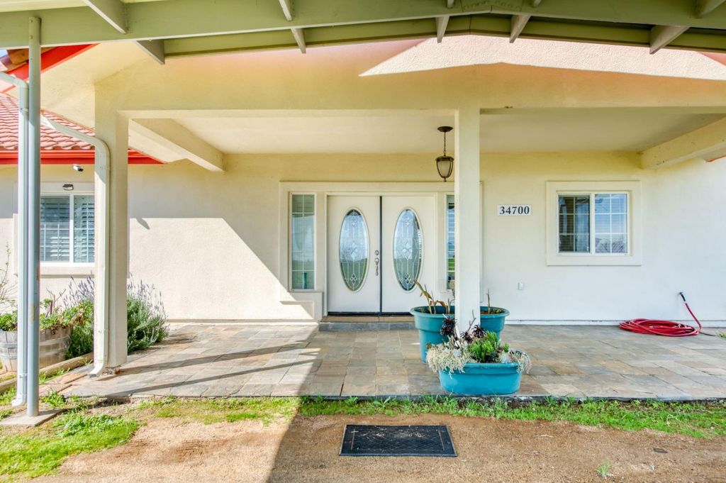 Image 7 of property listing at 34700 Willow Drive, Raymond, CA 93653