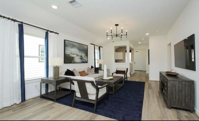 104 Lisa Marie Drive, Angleton, TX 77515