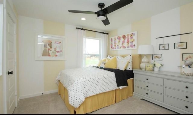 104 Lisa Marie Drive, Angleton, TX 77515