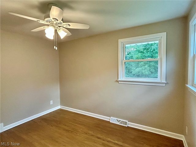 22 Orchard Drive, Poland, OH 44514