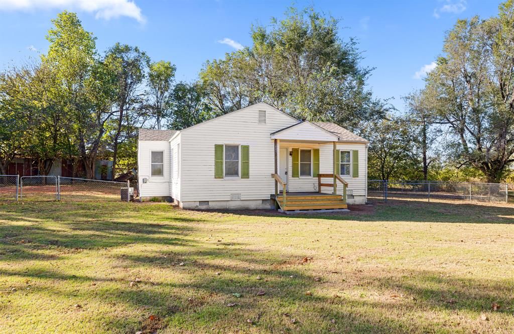 6450 Mocella S, Noble, OK 73068