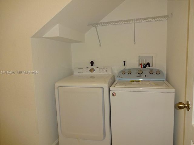 174 NE 32nd Ter, Homestead, FL 33033