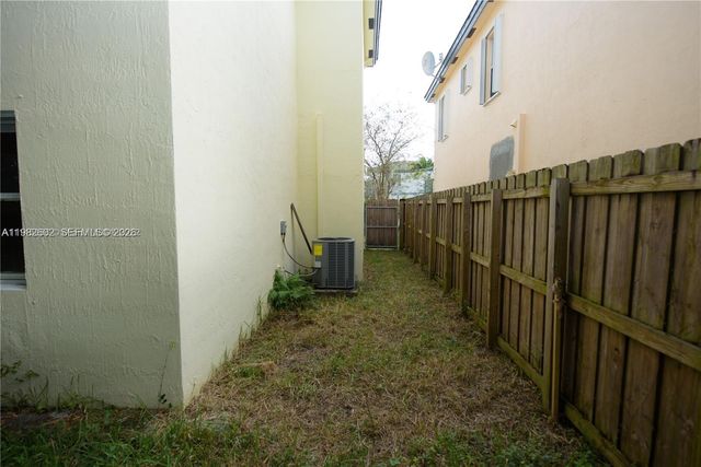 174 NE 32nd Ter, Homestead, FL 33033