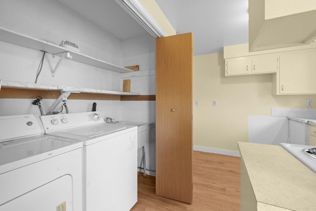 305 Holladay Dr, Cheney, WA 99004