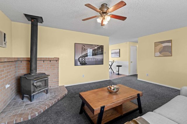 305 Holladay Dr, Cheney, WA 99004