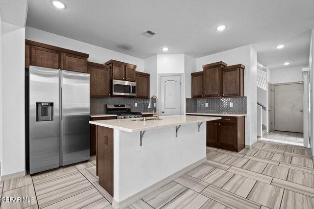 14963 PEBBLE HILLS Boulevard, El Paso, TX 79938