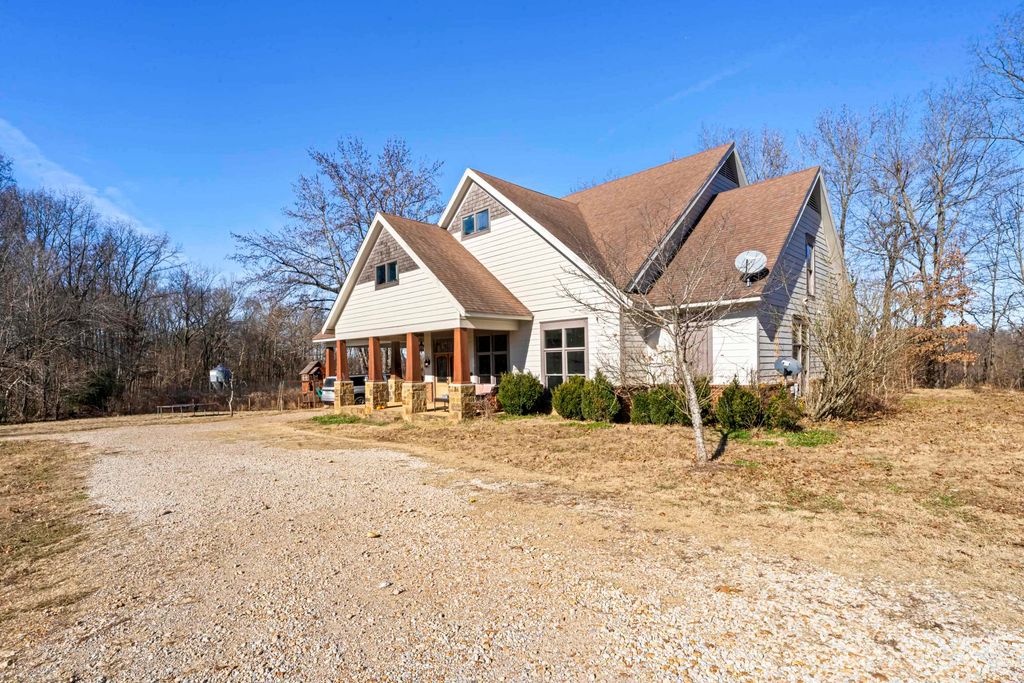 755 BOBBITT RD, Williston, TN 38076
