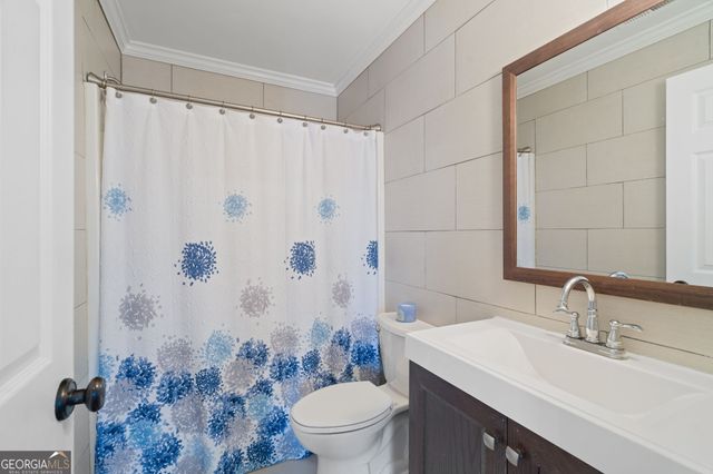 240 Crabapple Chase Court, Alpharetta, GA 30004