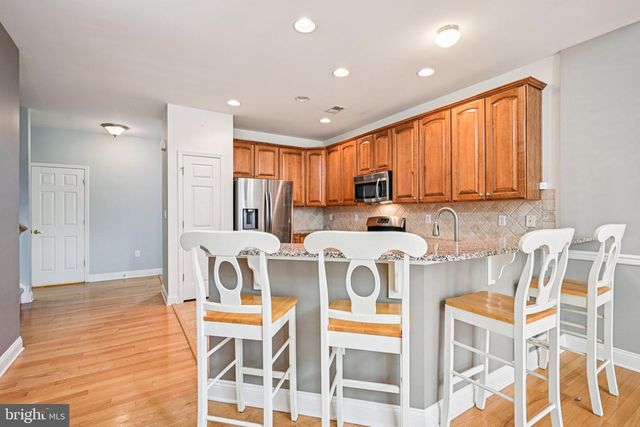 3 WHIMBREL WAY, Cape May Court House, NJ 08210