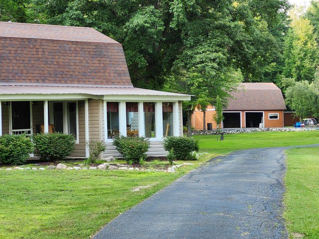 3144 W Maple Ridge Road, Twining, MI 48766