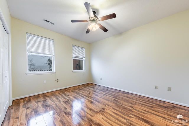 2606 Buttonwood Drive, Manhattan, KS 66502