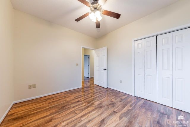 2606 Buttonwood Drive, Manhattan, KS 66502