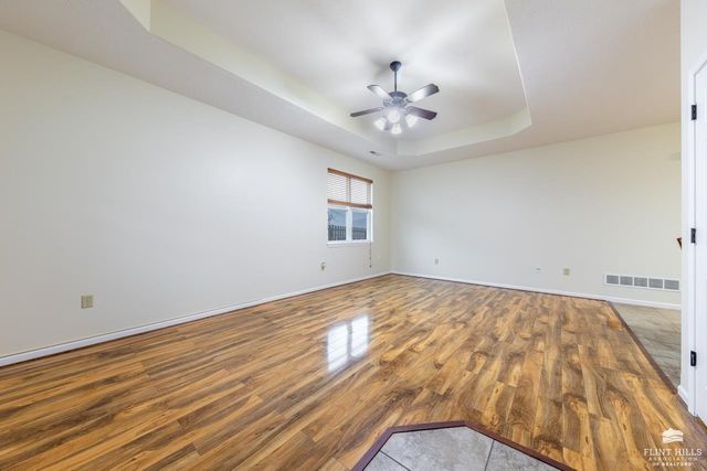 2606 Buttonwood Drive, Manhattan, KS 66502