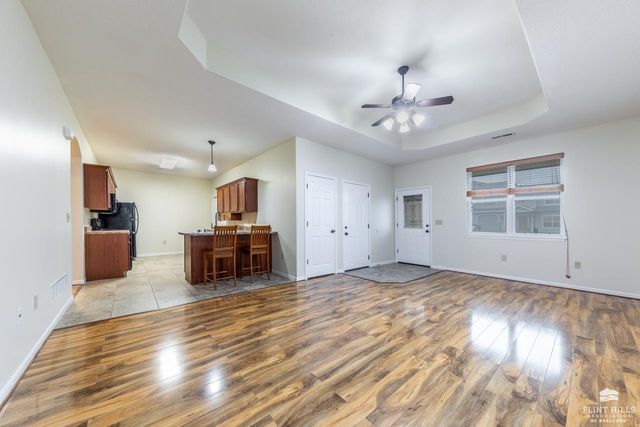 2606 Buttonwood Drive, Manhattan, KS 66502