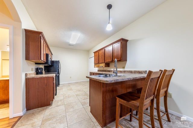 2606 Buttonwood Drive, Manhattan, KS 66502