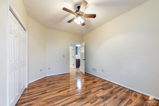 2606 Buttonwood Drive, Manhattan, KS 66502