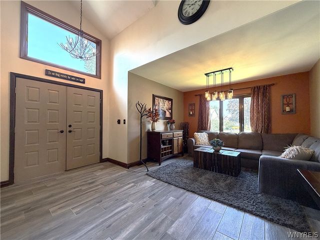 222 Brush Creek Road, Amherst, NY 14221