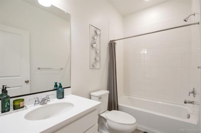 6980 Sagerock Road, Castle Pines, CO 80108