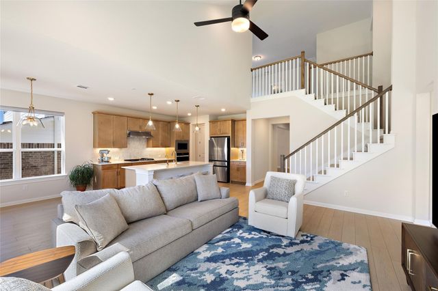 8328 Grenadier DR, Austin, TX 78738