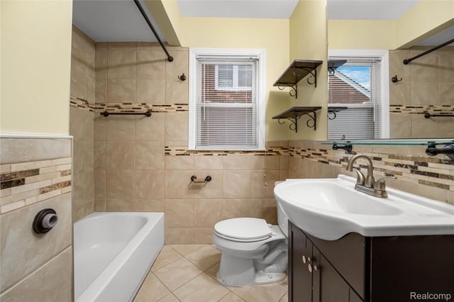 23230 Tireman Street, Dearborn Heights, MI 48127