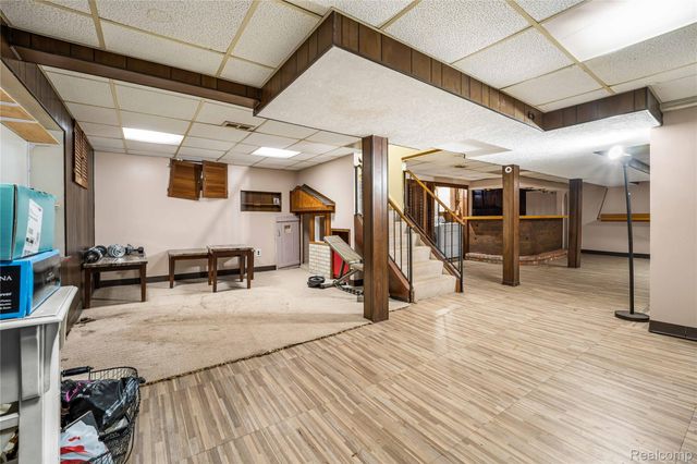 23230 Tireman Street, Dearborn Heights, MI 48127