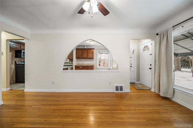 23230 Tireman Street, Dearborn Heights, MI 48127