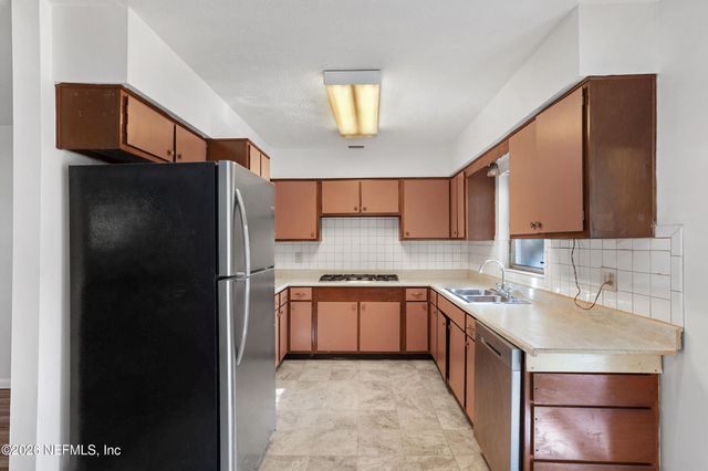 1820 ROSELLE Avenue, Palatka, FL 32177