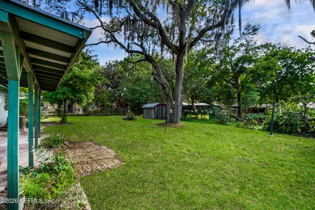 1820 ROSELLE Avenue, Palatka, FL 32177