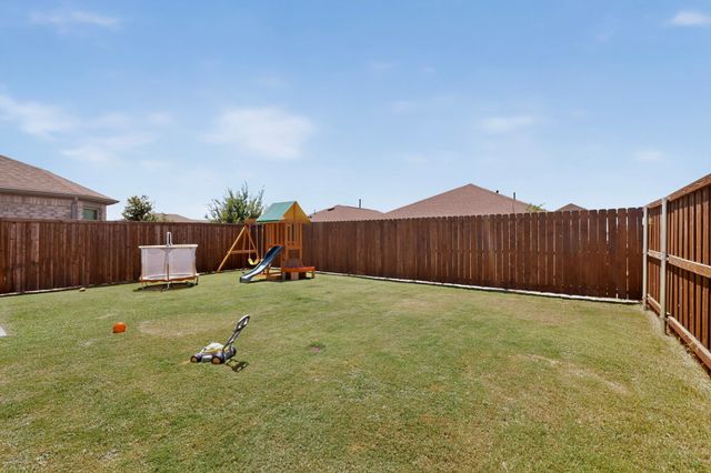 14012 Haggerston Drive, Pilot Point, TX 76258