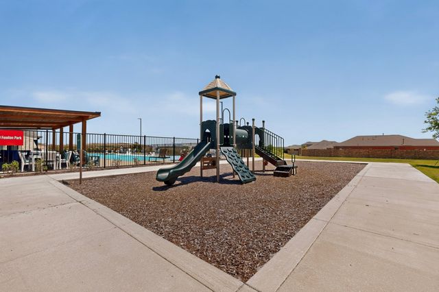 14012 Haggerston Drive, Pilot Point, TX 76258
