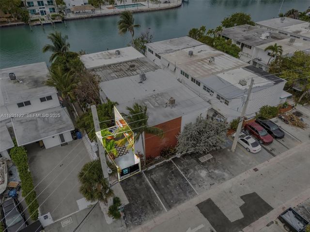 7270 Gary Ave, Miami Beach, FL 33141