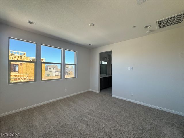 1823 Passerine Street, Las Vegas, NV 89138