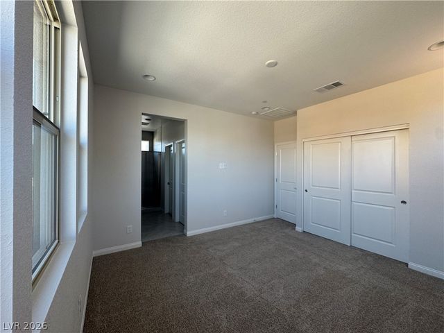 1823 Passerine Street, Las Vegas, NV 89138
