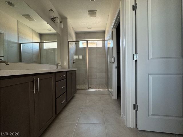 1823 Passerine Street, Las Vegas, NV 89138