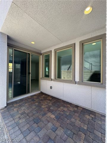 1823 Passerine Street, Las Vegas, NV 89138