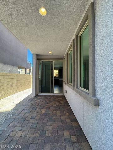 1823 Passerine Street, Las Vegas, NV 89138