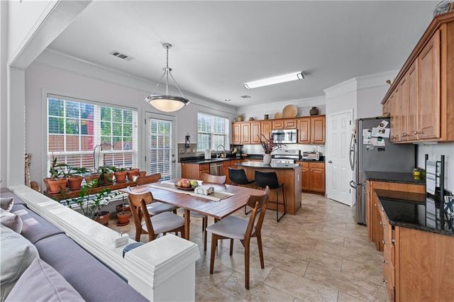 135 Splinter Court, Suwanee, GA 30024