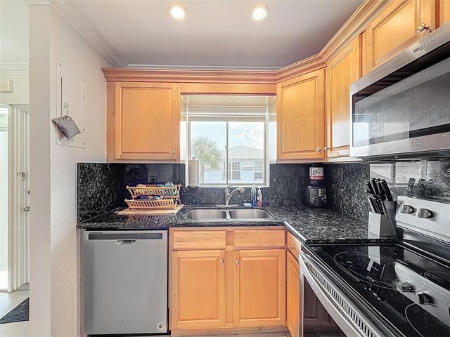 1198 Hillsboro Mile 334, Hillsboro Beach, FL 33062