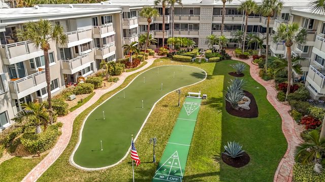 1198 Hillsboro Mile 334, Hillsboro Beach, FL 33062