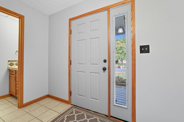 3378 Josephine Circle, Grove City, OH 43123