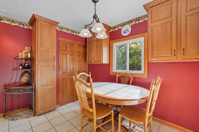 3378 Josephine Circle, Grove City, OH 43123