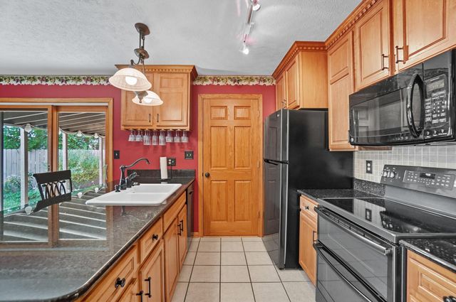 3378 Josephine Circle, Grove City, OH 43123