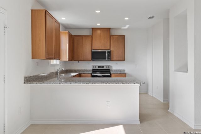 5214 Big Oak Run, Von Ormy, TX 78112