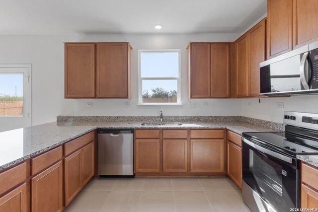 5214 Big Oak Run, Von Ormy, TX 78112