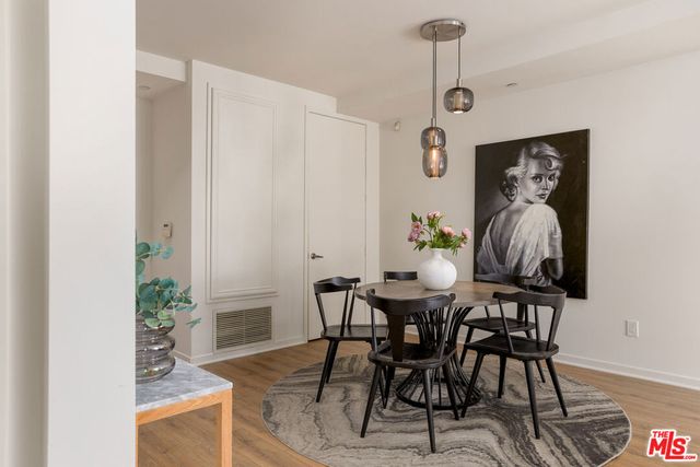 637 S Fairfax Avenue 202, Los Angeles, CA 90036